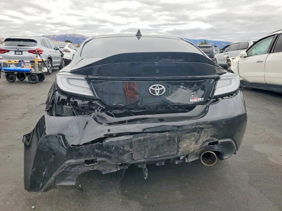 Photo 6 from auction – 2025 TOYOTA GR86 with VIN JF1ZNBE12S8760608