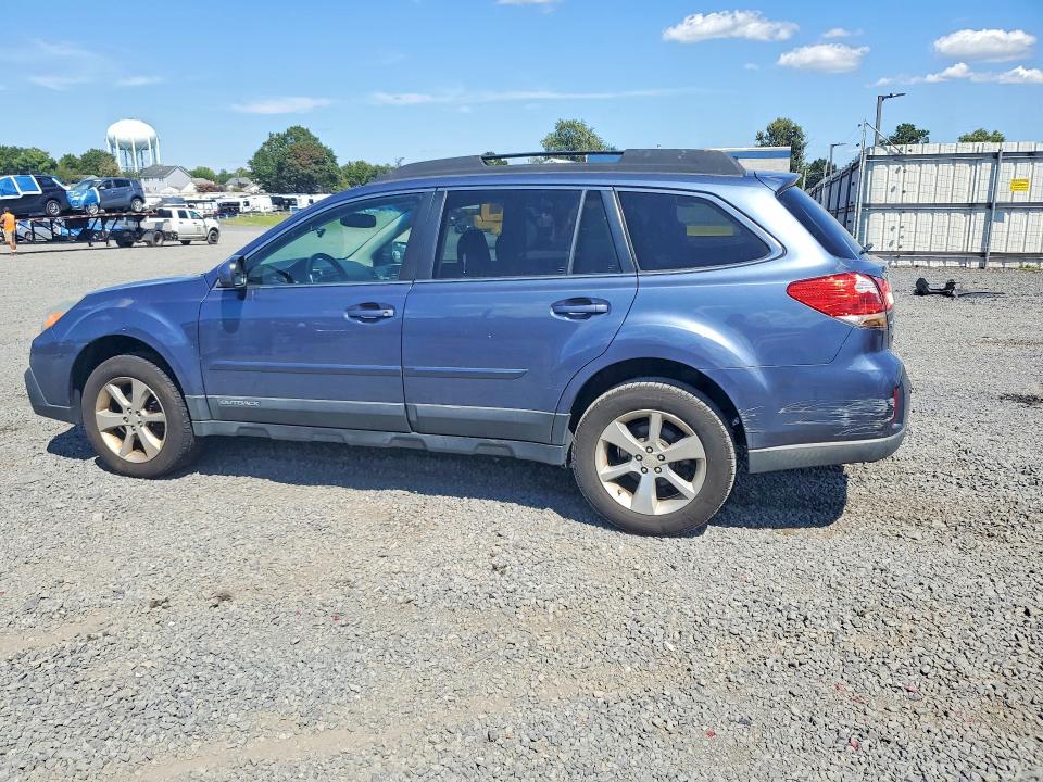 Photo 2 from auction – 2014 SUBARU OUTBACK with VIN 4S4BRBLC5E3240503