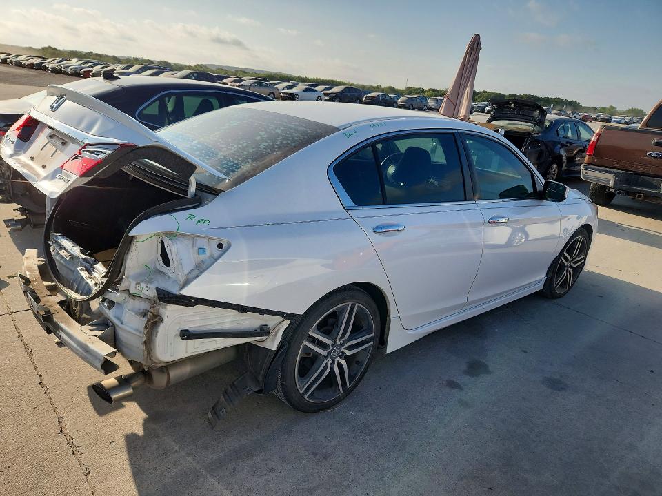 Photo 3 from auction – 2016 HONDA ACCORD with VIN 1HGCR2F56GA202087