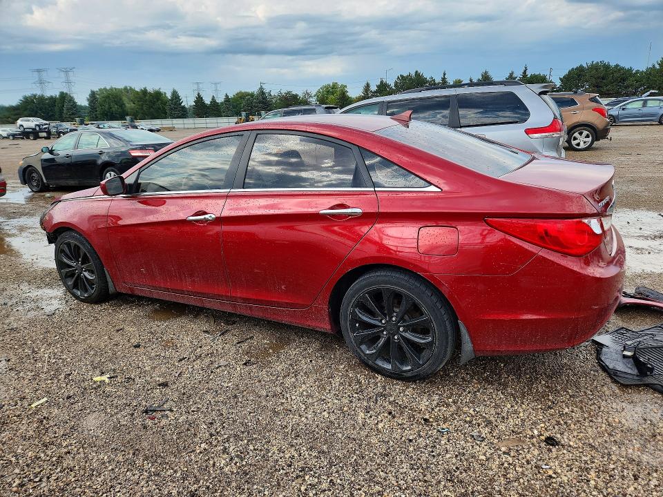 Photo 2 from auction – 2011 HYUNDAI SONATA with VIN 5NPEC4AC4BH104395