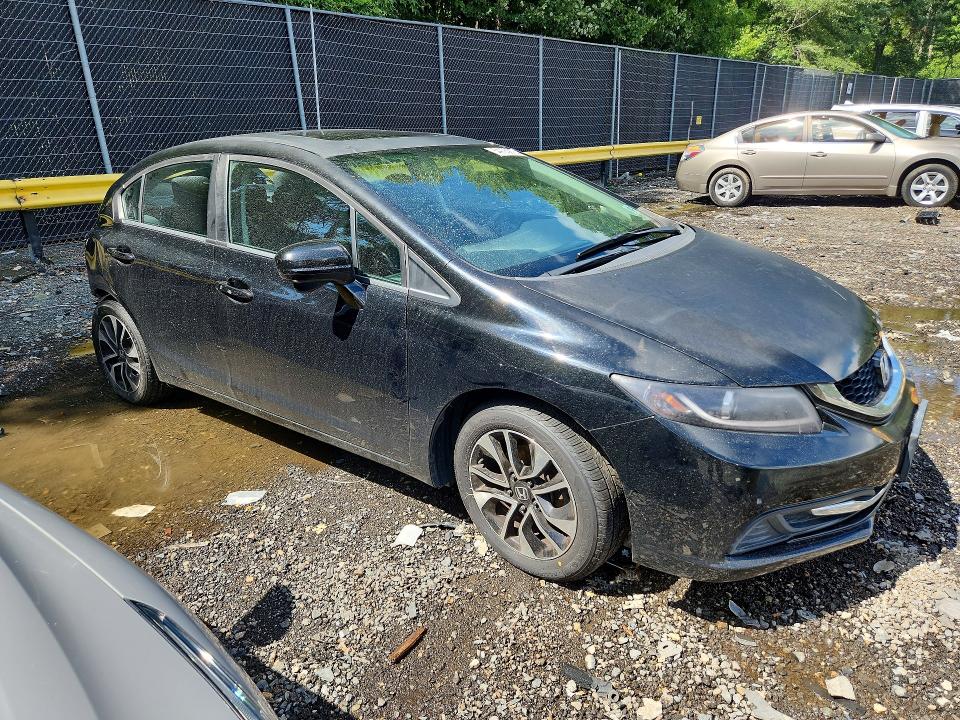 Photo 4 from auction – 2015 HONDA CIVIC with VIN 19XFB2F8XFE004263