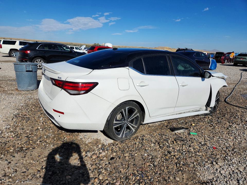 Photo 3 from auction – 2022 NISSAN SENTRA with VIN 3N1AB8DV3NY271508