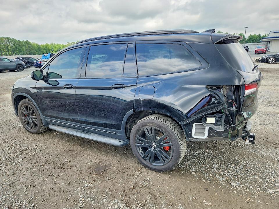 Photo 2 from auction – 2022 HONDA PILOT with VIN 5FNYF6H7XNB003776