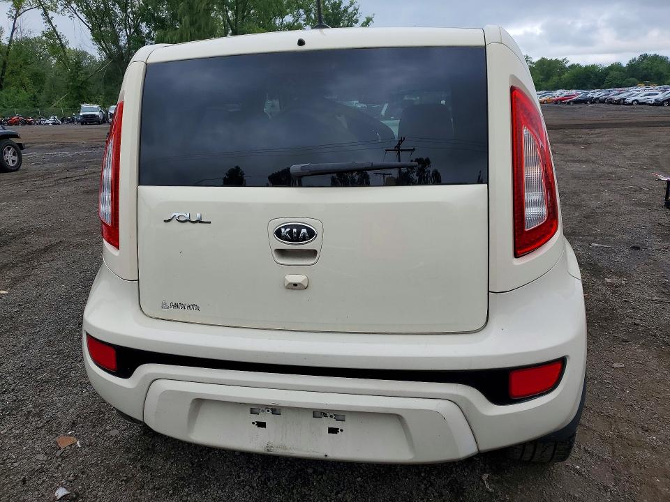 Photo 6 from auction – 2012 KIA SOUL with VIN KNDJT2A63C7418929