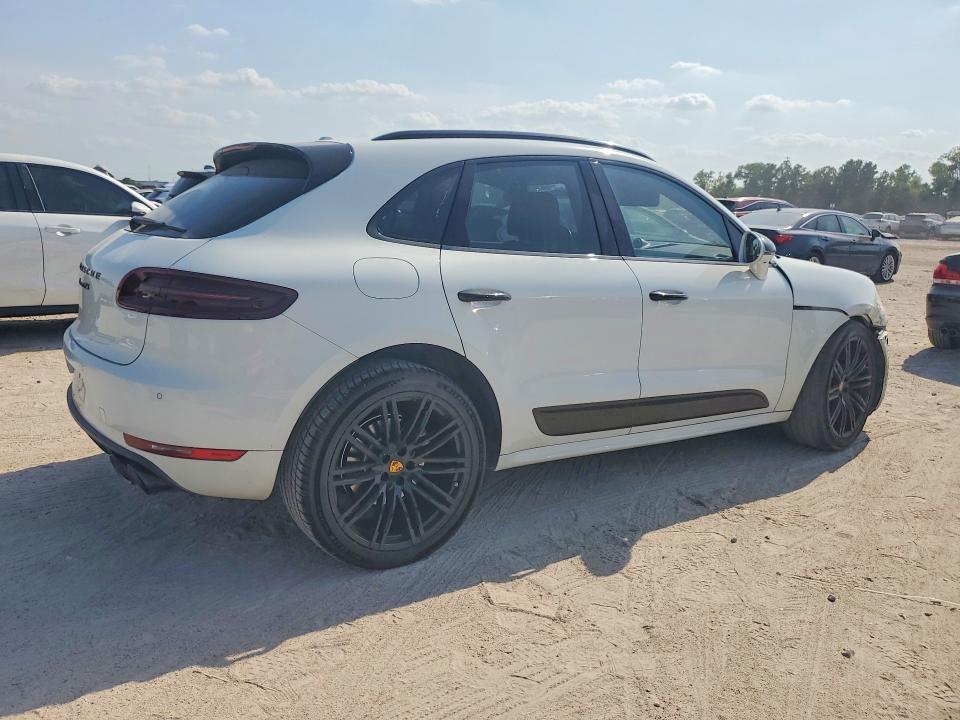 Photo 3 from auction – 2017 PORSCHE MACAN with VIN WP1AG2A53HLB52286
