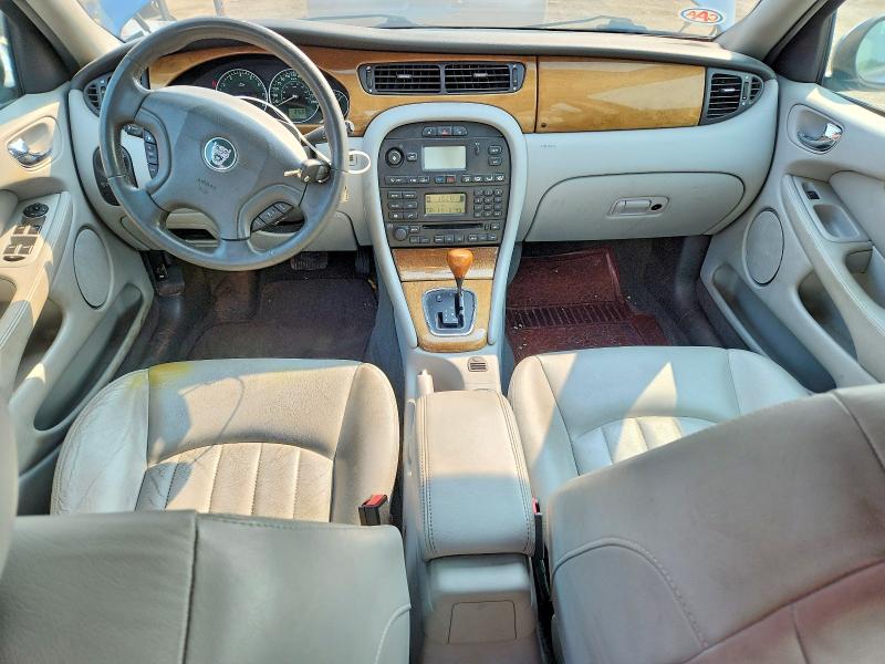 Photo 8 from auction – 2003 JAGUAR X-TYPE with VIN SAJGA51DX3XC94940