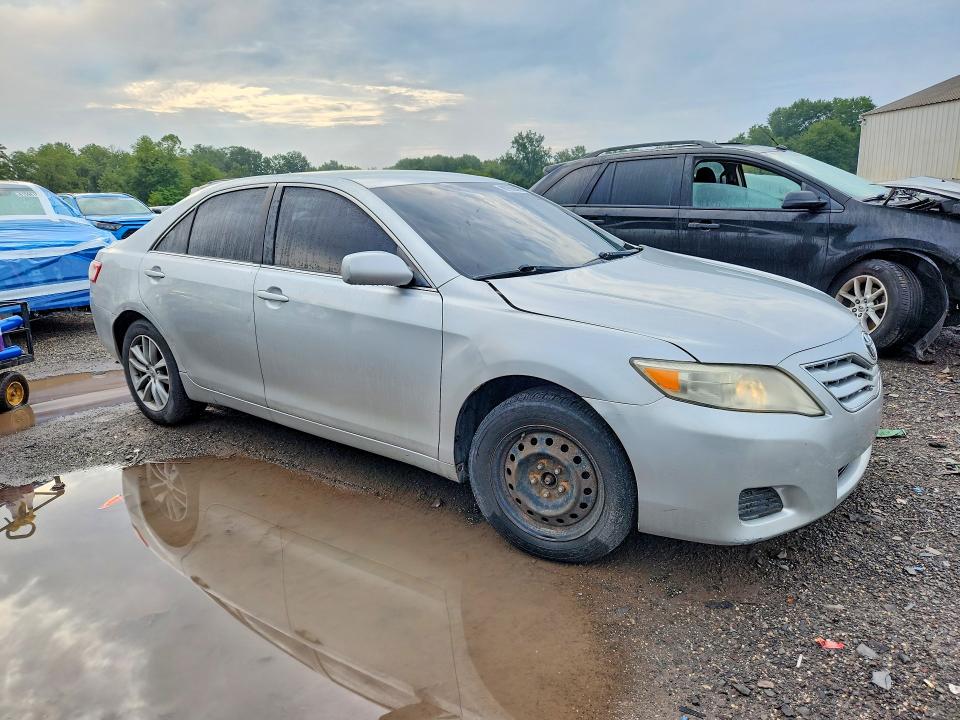 Photo 4 from auction – 2011 TOYOTA CAMRY with VIN 4T1BF3EK0BU636122