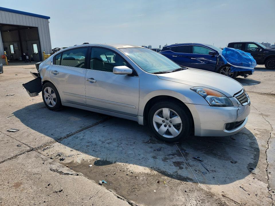 Photo 4 from auction – 2007 NISSAN ALTIMA with VIN 1N4AL21E27C209546