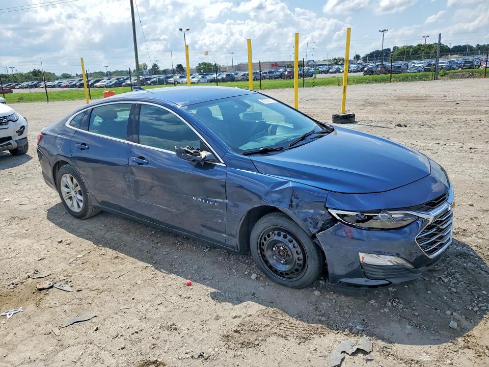 Photo 4 from auction – 2019 CHEVROLET MALIBU with VIN 1G1ZD5ST4KF119873