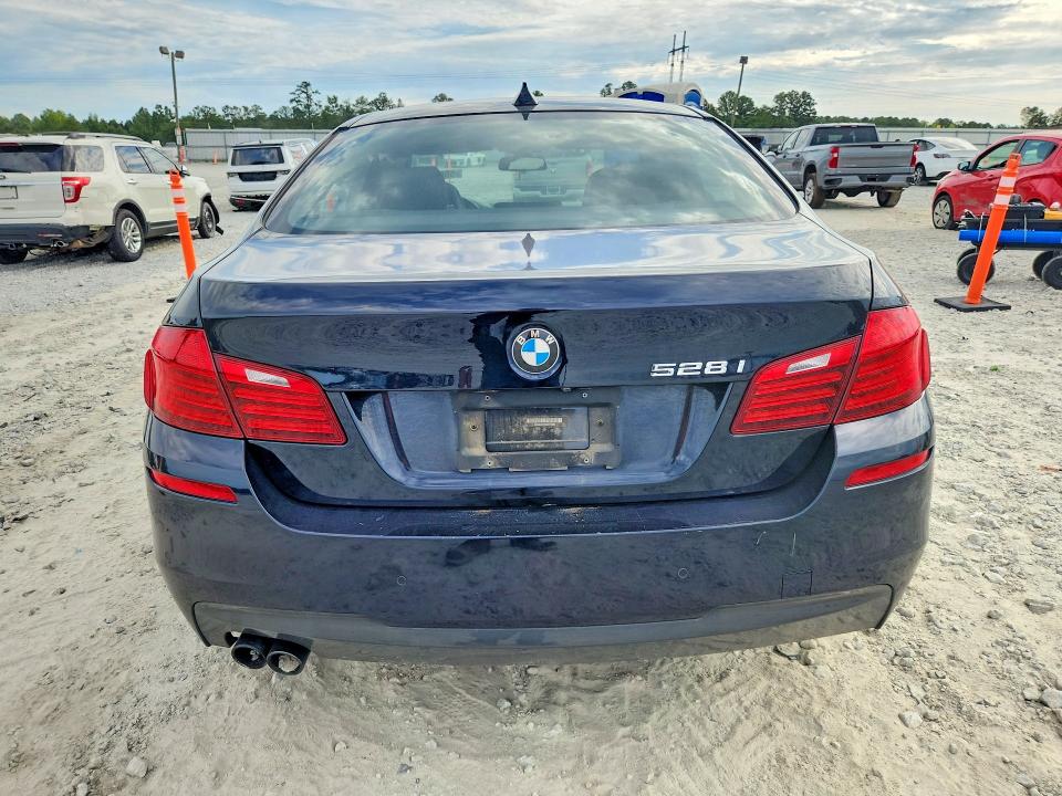 Photo 6 from auction – 2014 BMW 528 with VIN WBA5A5C55ED511885