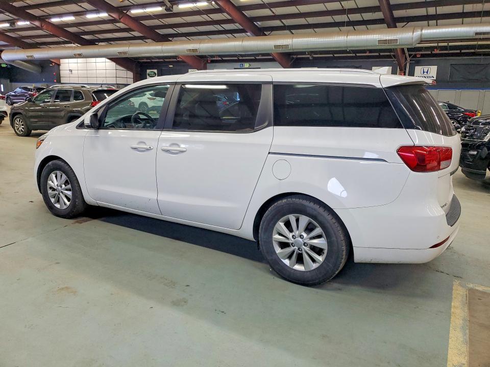 Photo 2 from auction – 2016 KIA SEDONA with VIN KNDMB5C14G6114359
