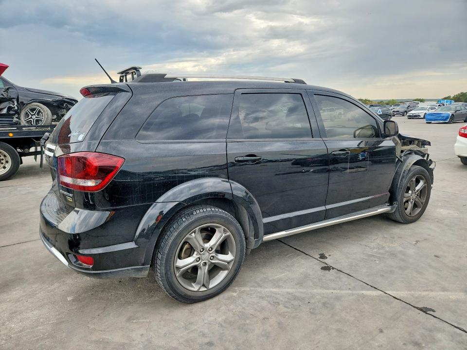 Photo 3 from auction – 2017 DODGE JOURNEY with VIN 3C4PDCGGXHT590083