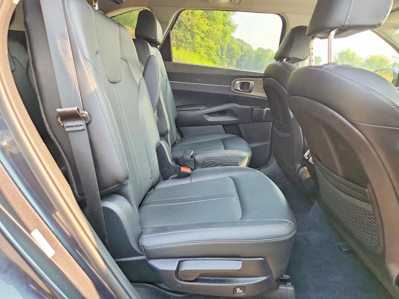 Photo 11 from auction – 2022 KIA SORENTO with VIN 5XYRHDLF3NG129505