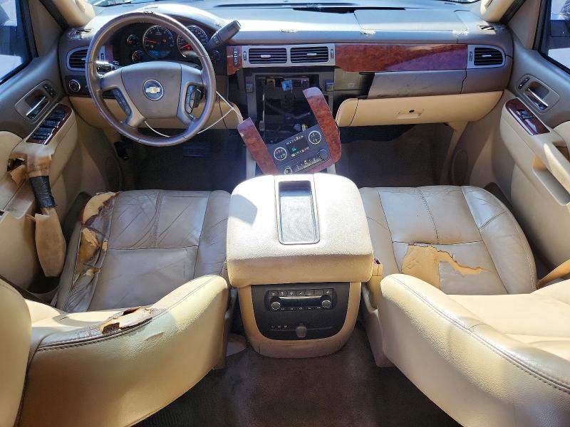 Photo 8 from auction – 2014 CHEVROLET TAHOE with VIN 1GNSCBE00ER196097