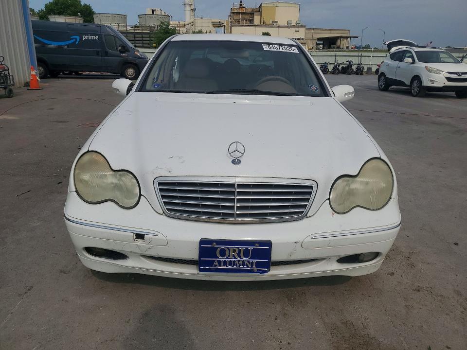 Photo 5 from auction – 2001 MERCEDES-BENZ C with VIN WDBRF61J41F093330