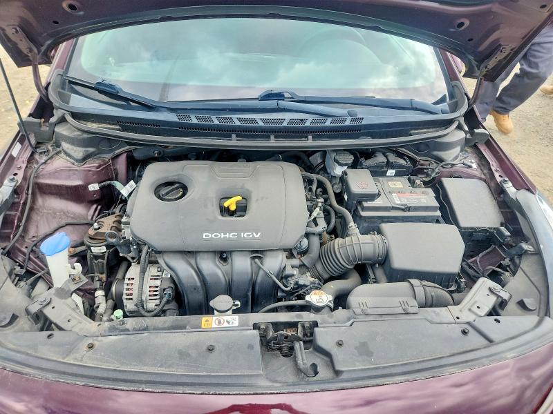 Foto 11 de la subasta – 2017 KIA FORTE con VIN 3KPFK4A70HE101405