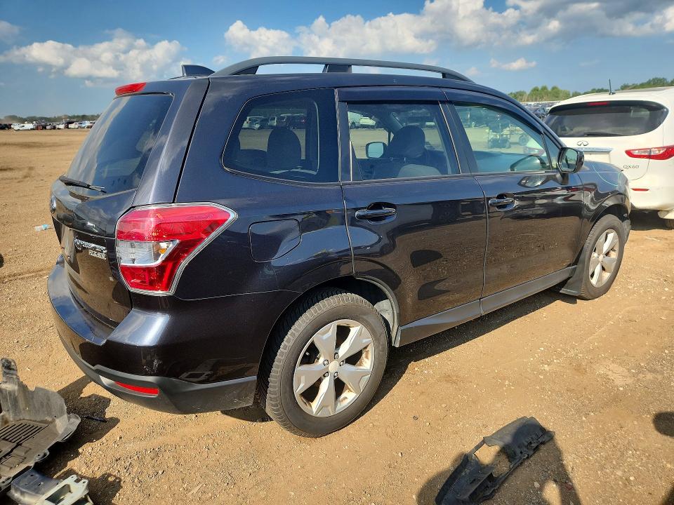 Photo 3 from auction – 2016 SUBARU FORESTER with VIN JF2SJADC2GG517657