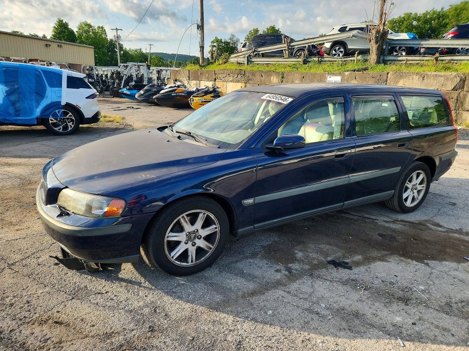 2004 VOLVO V70