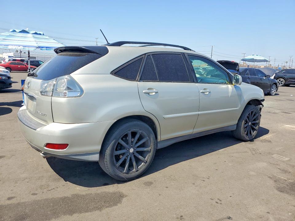 Photo 3 from auction – 2005 LEXUS RX with VIN JTJGA31U350055089