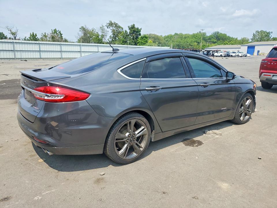 Photo 3 from auction – 2017 FORD FUSION with VIN 3FA6P0VPXHR417297