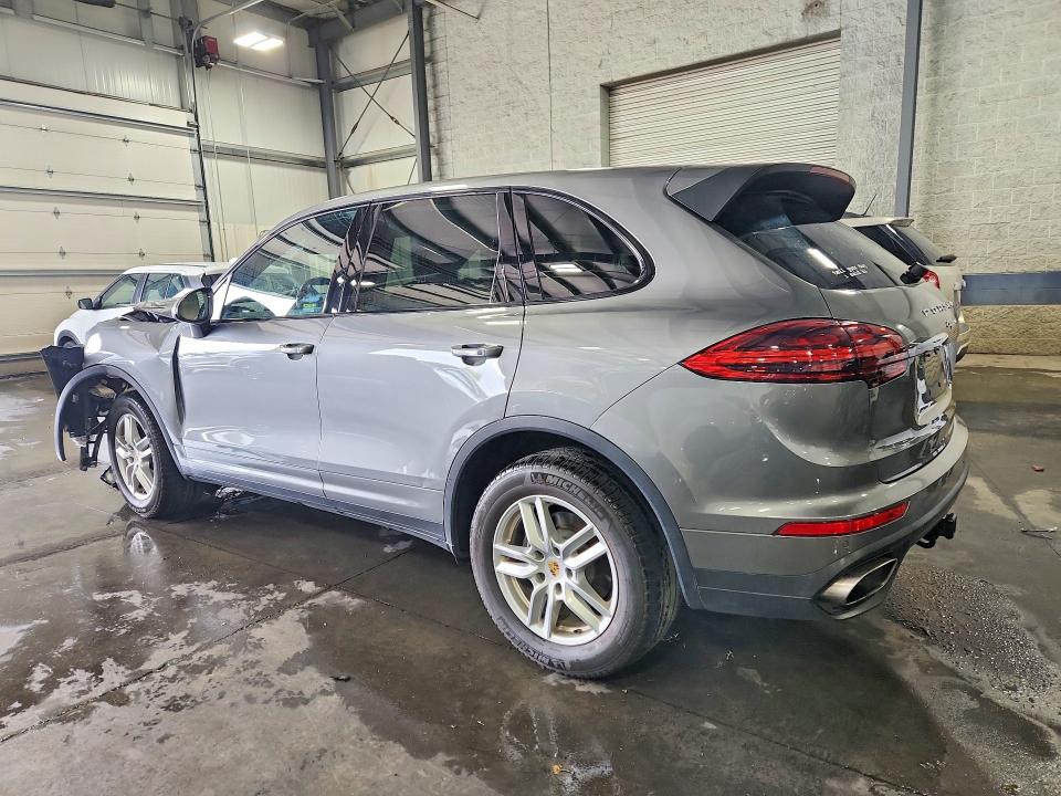 Photo 2 from auction – 2016 PORSCHE CAYENNE with VIN WP1AA2A20GKA36250