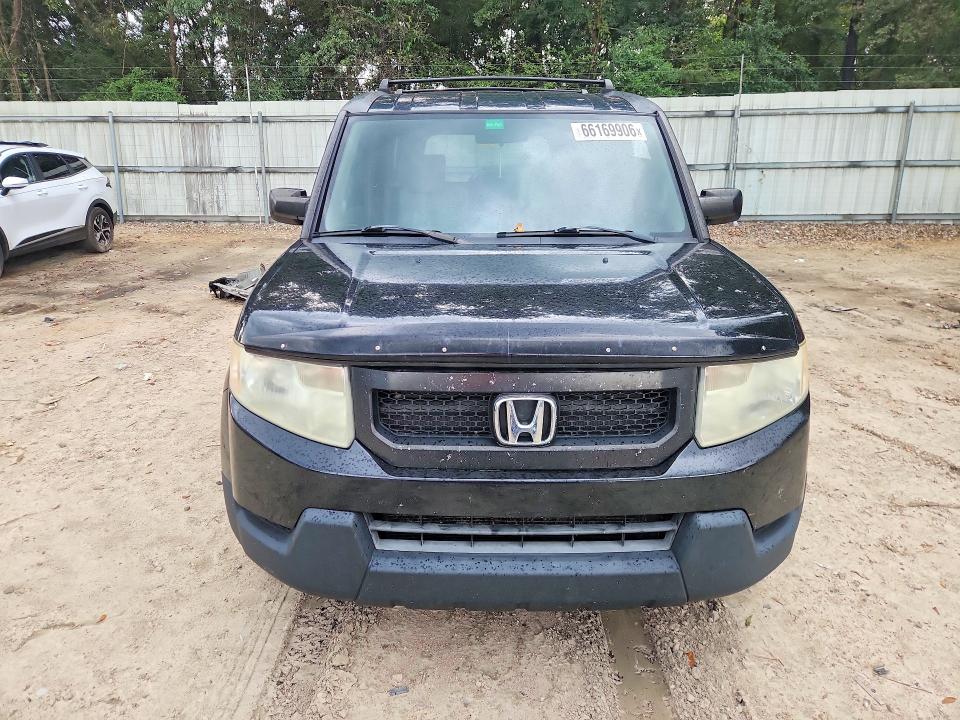 Photo 5 from auction – 2011 HONDA ELEMENT with VIN 5J6YH2H34BL000200