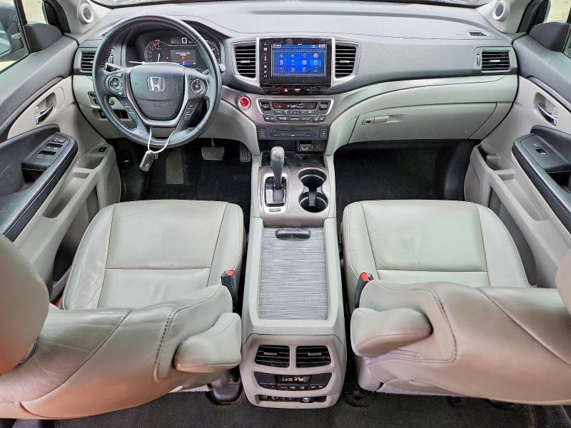 Photo 8 from auction – 2016 HONDA PILOT with VIN 5FNYF5H82GB022215