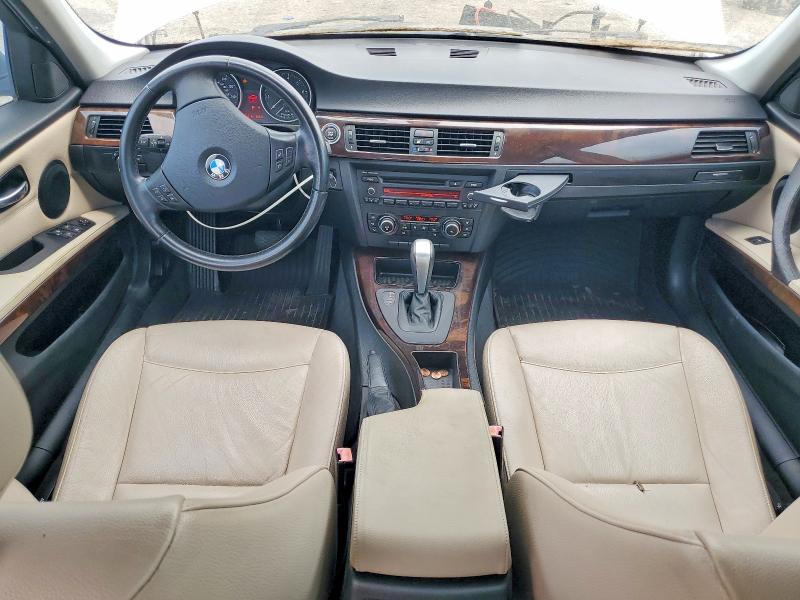 Photo 8 from auction – 2011 BMW 328 with VIN WBAPK7C51BA969969