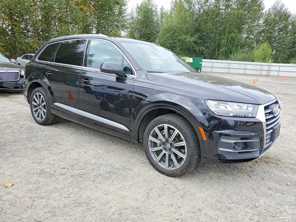 Photo 4 from auction – 2017 AUDI Q7 with VIN WA1LAAF70HD017559