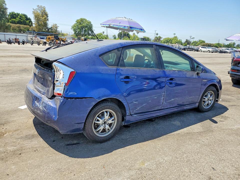 Photo 3 from auction – 2010 TOYOTA PRIUS with VIN JTDKN3DU9A0051975