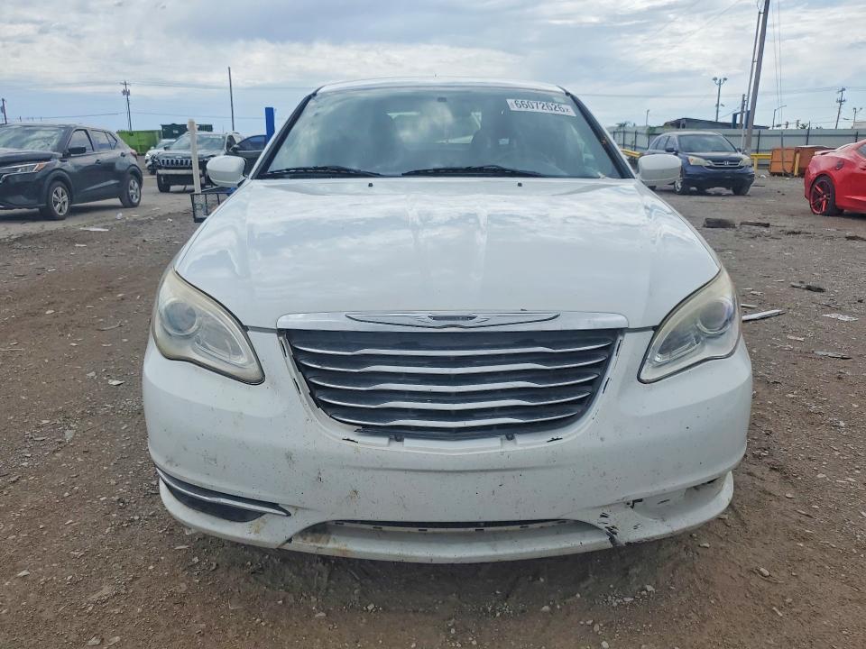 Photo 5 from auction – 2012 CHRYSLER 200 with VIN 1C3CCBAB4CN157963