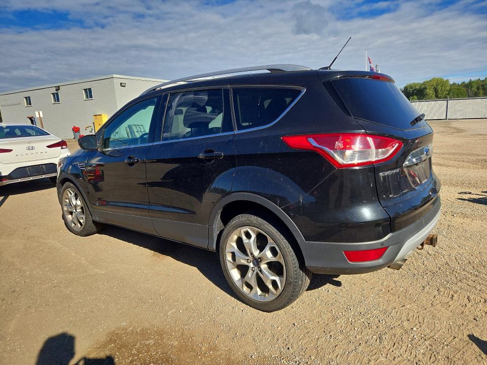 Photo 2 from auction – 2015 FORD ESCAPE with VIN 1FMCU9J95FUC46154