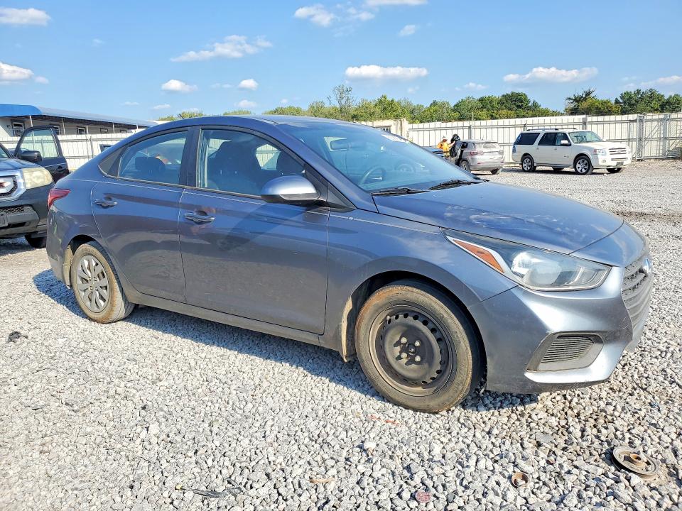 Photo 4 from auction – 2018 HYUNDAI ACCENT with VIN 3KPC24A38JE011795