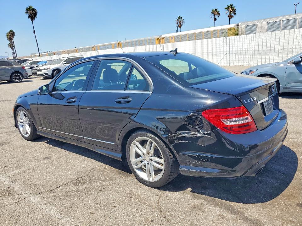 Photo 2 from auction – 2013 MERCEDES-BENZ C with VIN WDDGF4HB2DR244203
