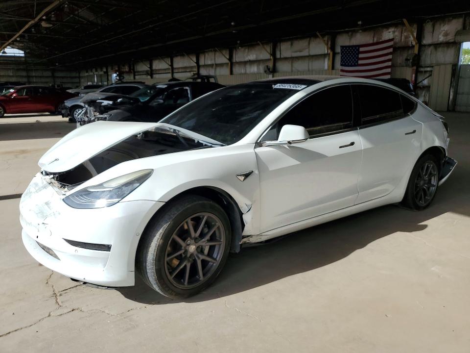 TESLA MODEL 3 2018 with VIN 5YJ3E1EA2JF162611 - Photo from auction