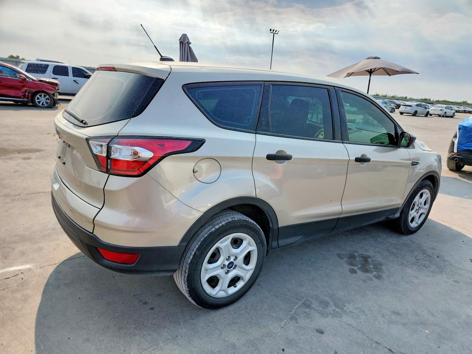 Photo 3 from auction – 2018 FORD ESCAPE with VIN 1FMCU0F70JUA96837