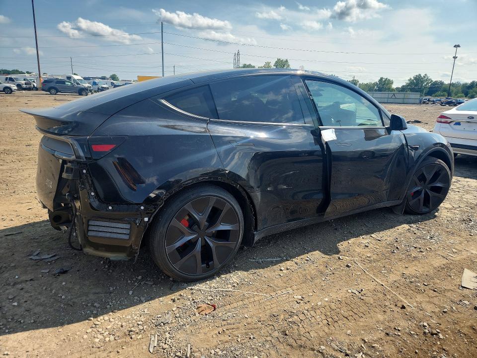 Photo 3 from auction – 2026 TESLA MODEL Y with VIN 7SAYGDET3TA688445