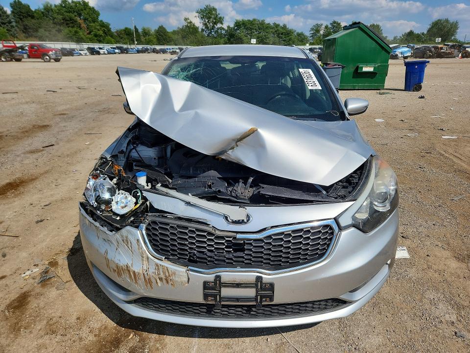 Photo 5 from auction – 2015 KIA FORTE with VIN KNAFK4A65F5305467