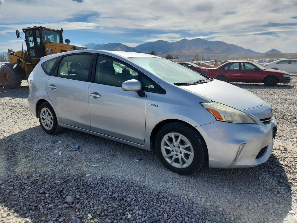 Photo 4 from auction – 2012 TOYOTA PRIUS V with VIN JTDZN3EU0C3186051