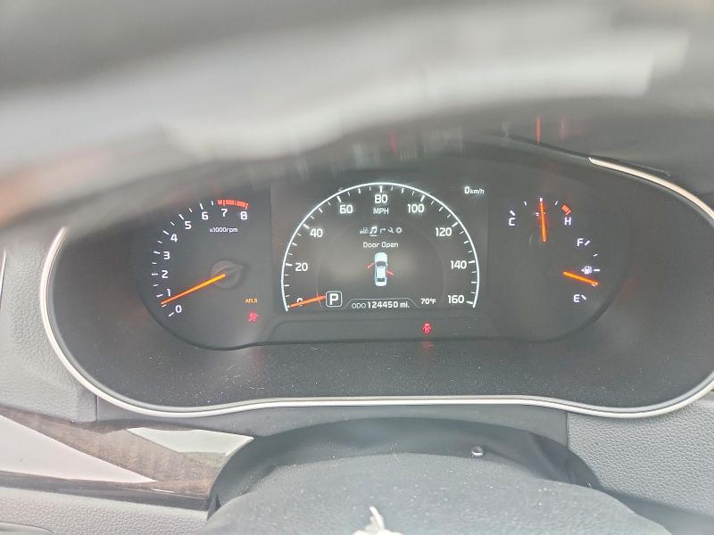 Photo 9 from auction – 2016 KIA CADENZA with VIN KNALN4D79G5206201