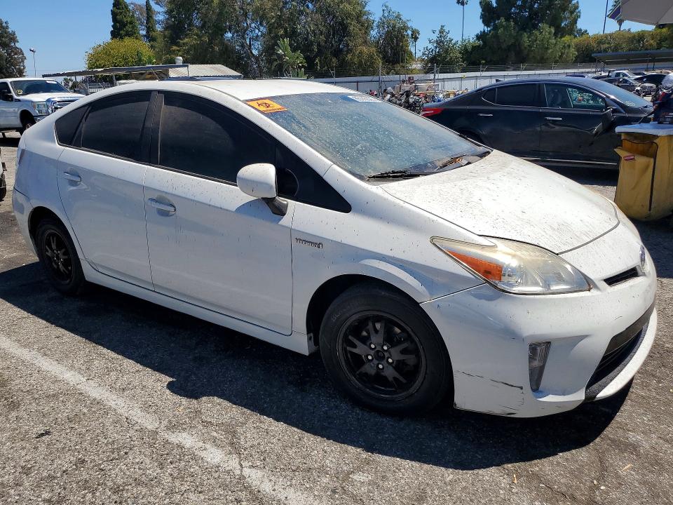 Photo 4 from auction – 2014 TOYOTA PRIUS with VIN JTDKN3DU9E0367432