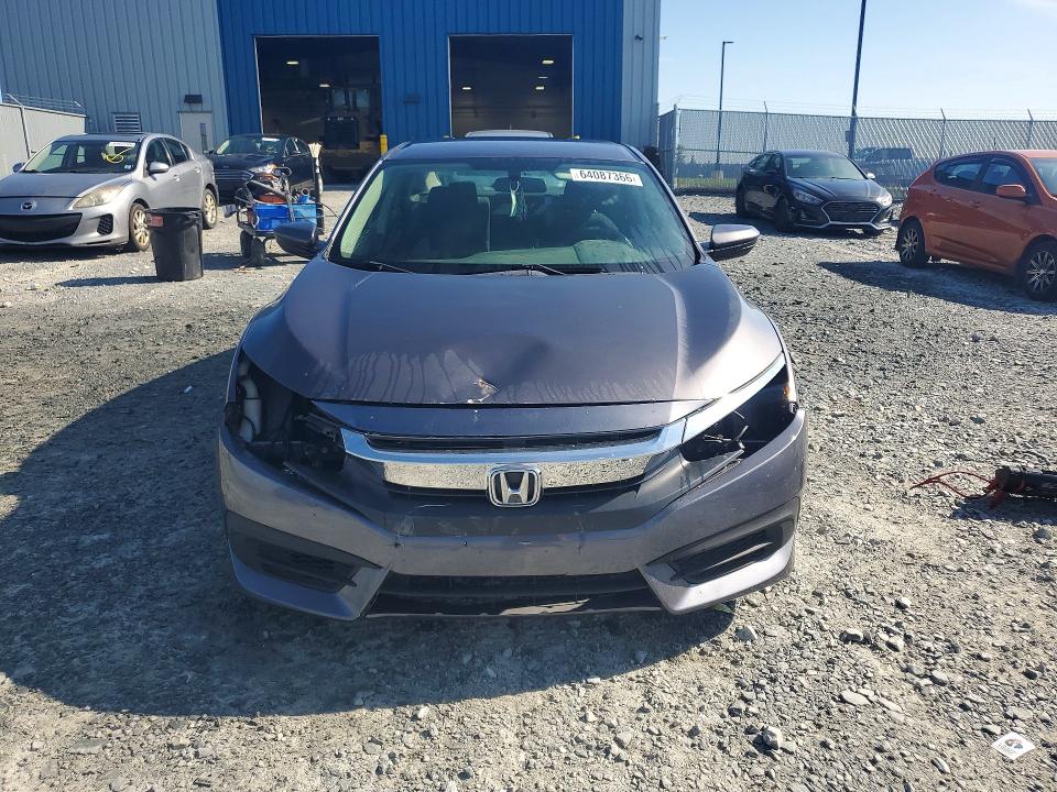 Foto 5 de la subasta – 2017 HONDA CIVIC con VIN 2HGFC2F58HH022398