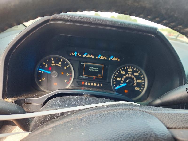 Снимка 9 от търг – 2015 FORD F150 с VIN 1FTEW1CP2FFC67701