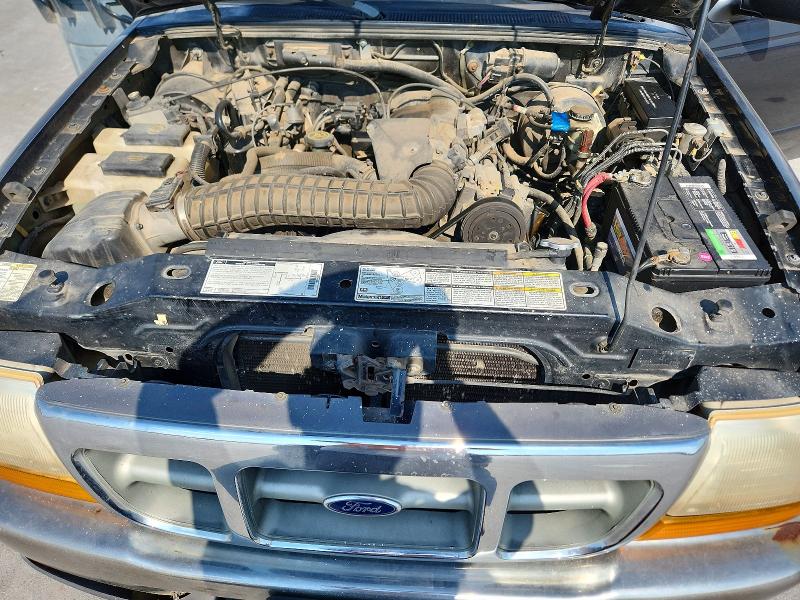 Photo 11 from auction – 2000 FORD RANGER with VIN 1FTZR15X3YPA41296