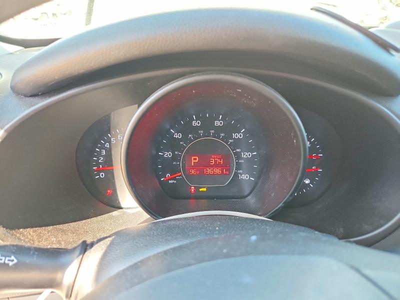 Photo 9 from auction – 2016 KIA SOUL with VIN KNDJN2A24G7272540