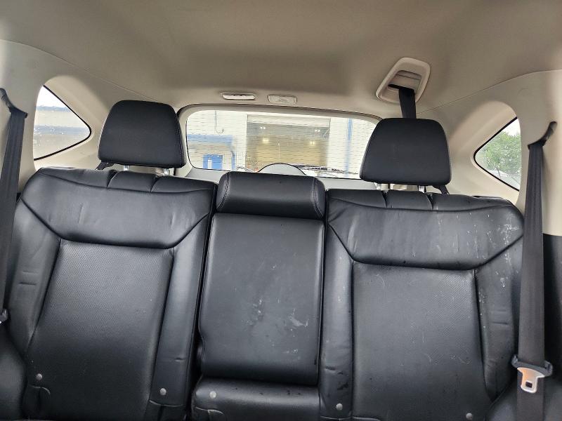 Photo 10 from auction – 2015 HONDA CR-V with VIN 2HKRM4H70FH611484