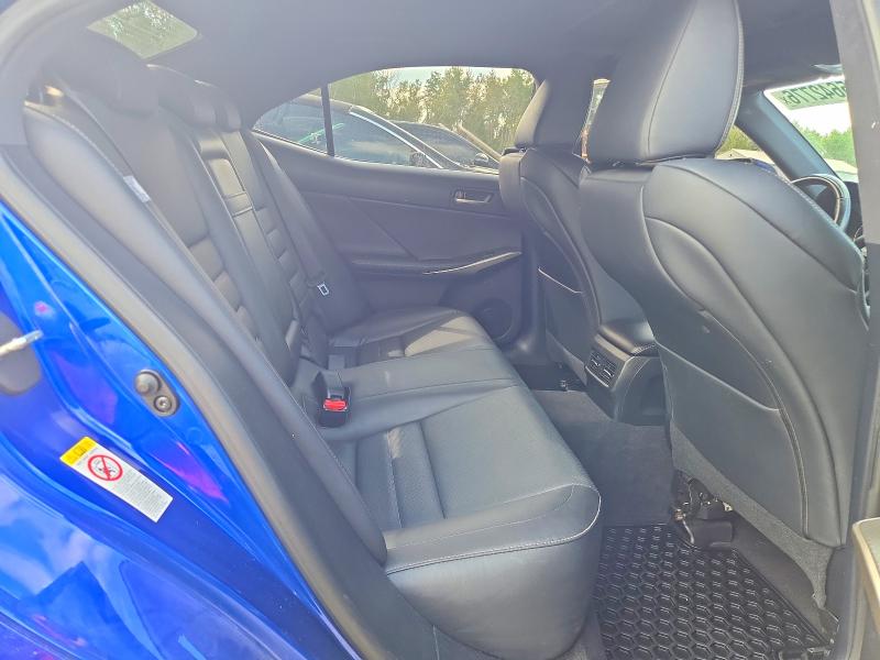 Photo 10 from auction – 2017 LEXUS IS with VIN JTHCE1D28H5013933