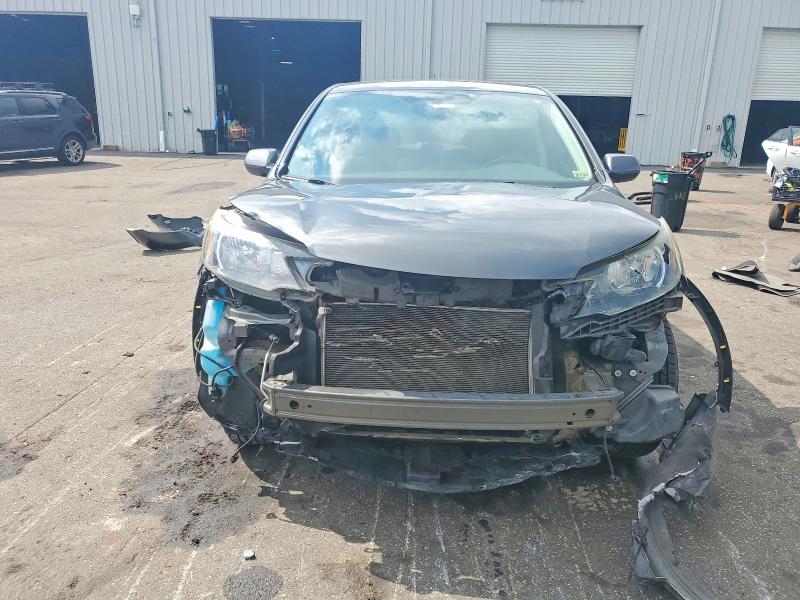 Photo 2 from auction – 2013 HONDA CR-V with VIN 5J6RM3H53DL001459