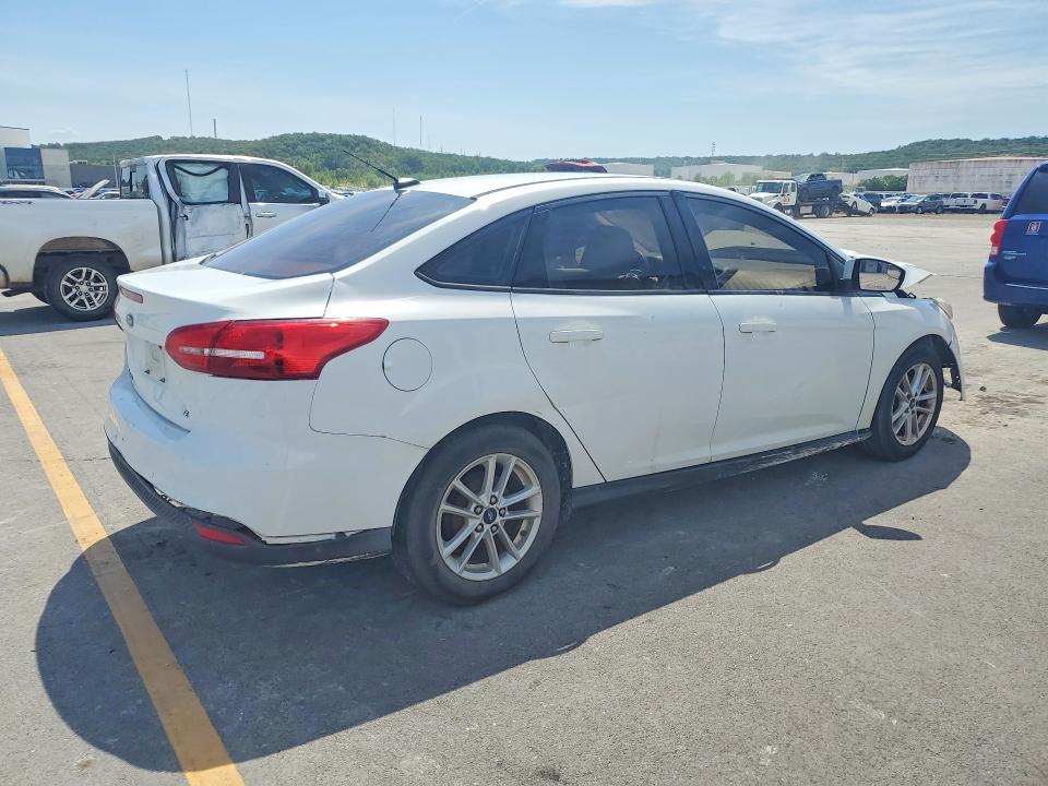 Photo 3 from auction – 2017 FORD FOCUS with VIN 1FADP3F21HL248829