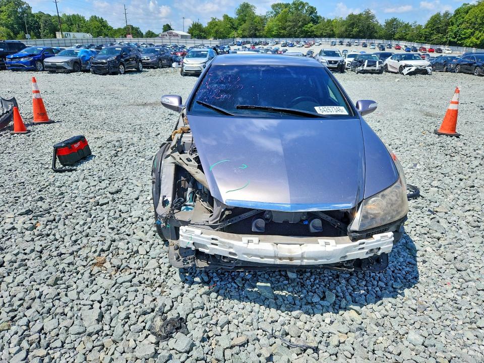 Zdjęcie 5 z aukcji – 2005 ACURA RL z VIN JH4KB16535C004253